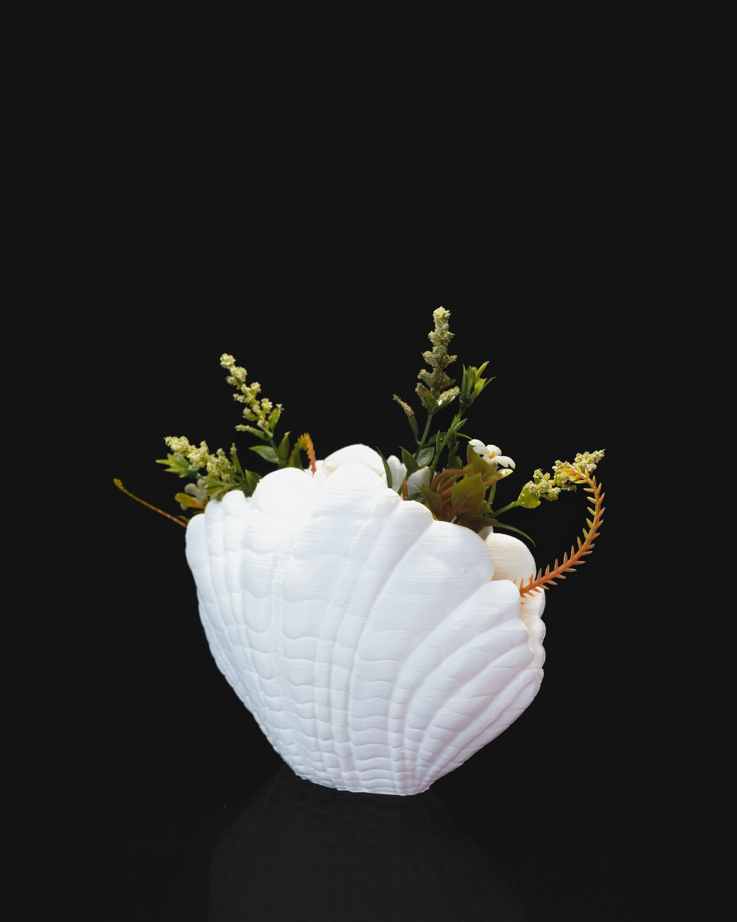 shell vase