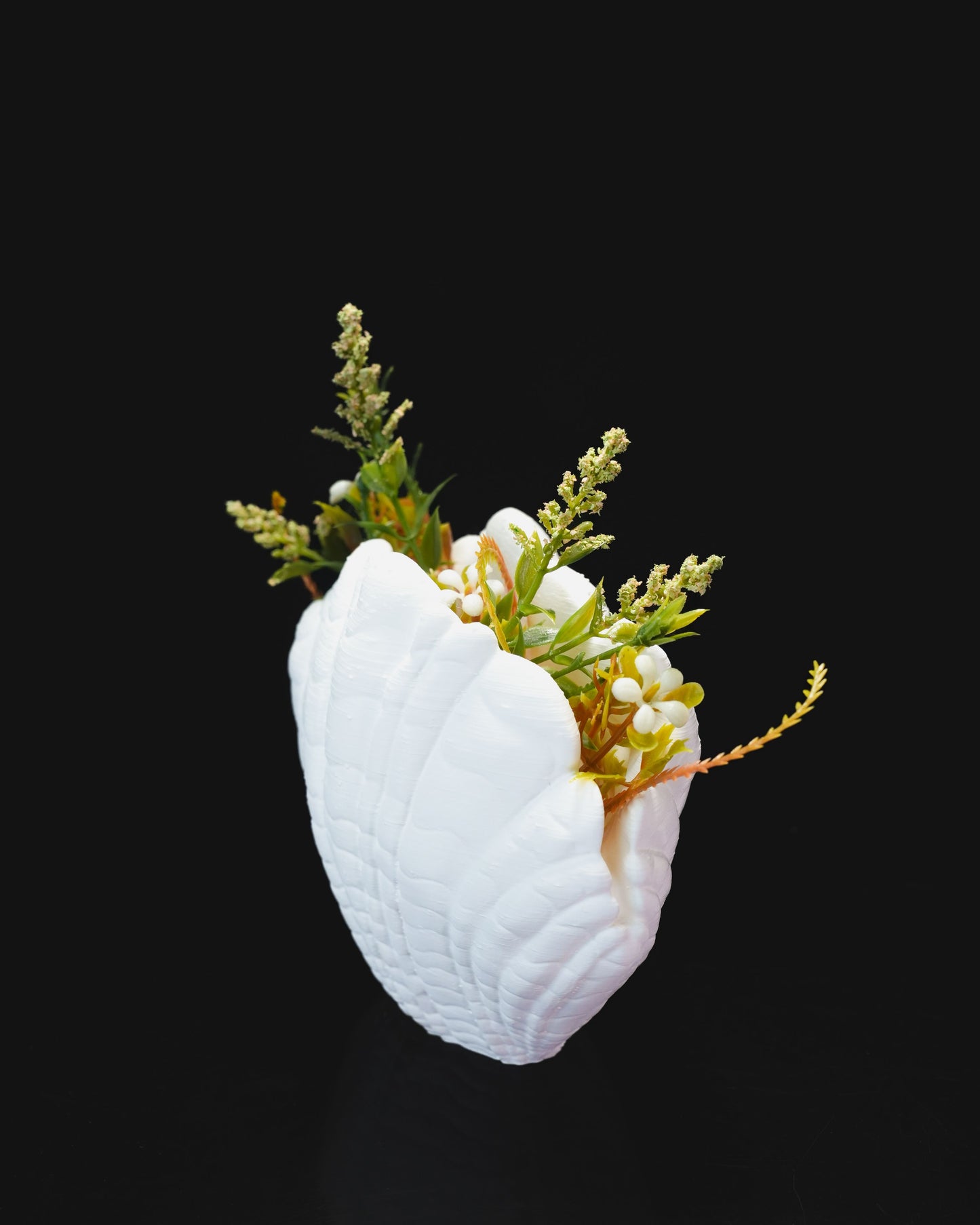 shell vase